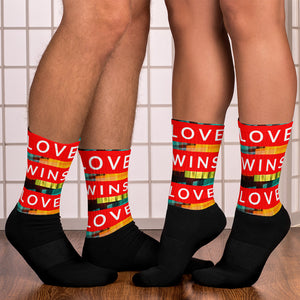 LOVE WINS Socks